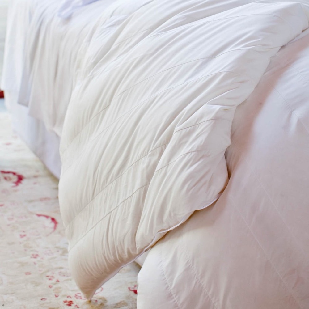 Luxurious White Down Comforter